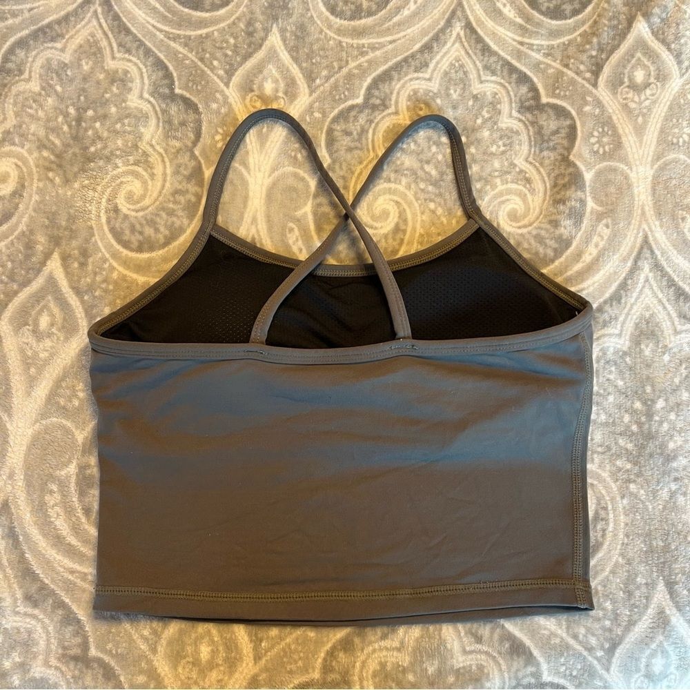 Senita Athletics Ava crop top - Picture 6 of 6